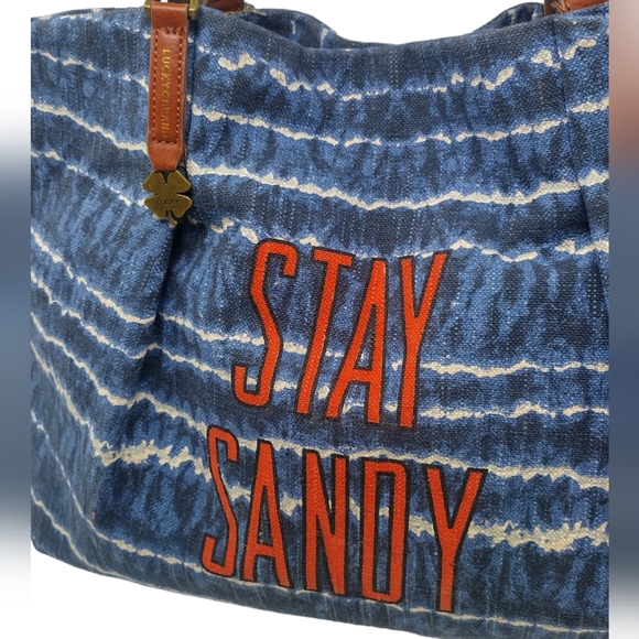 Lucky Brand Stay Sandy Beach Tote - Picture 5 of 8